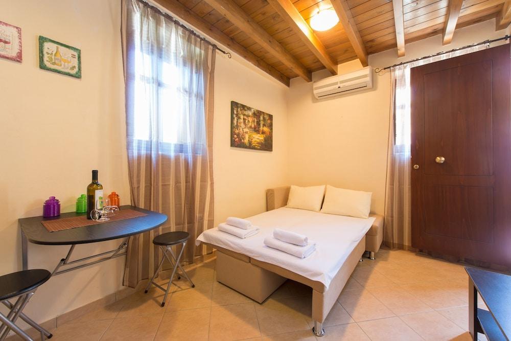 3 Charites Old Town Apartment Rhodes City Luaran gambar